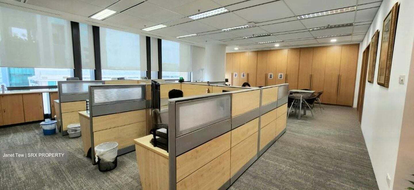 Parkview Square (D7), Office #457515011